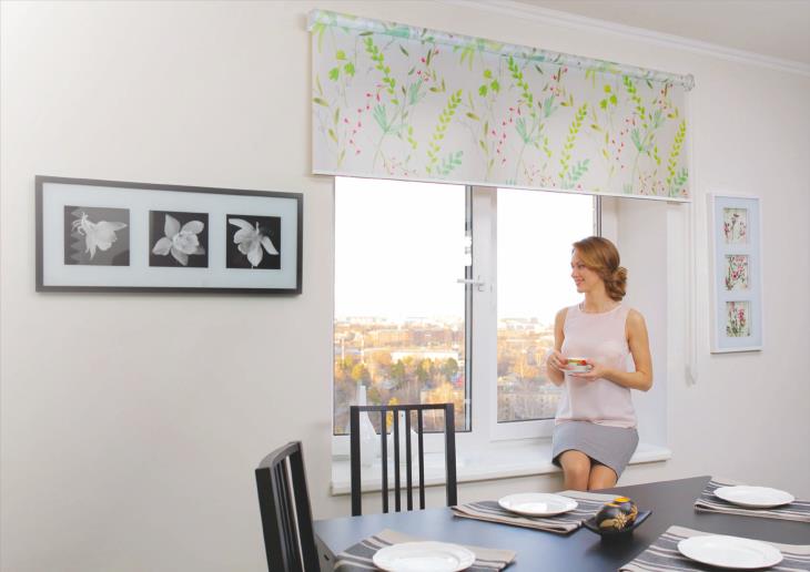 Крепление рулонных штор на проем